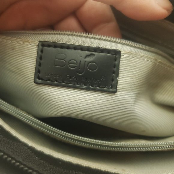 Beijo Womens Taupe Crocodile Textured PU Leather Double Handles Shoulder Bag - Picture 6 of 15